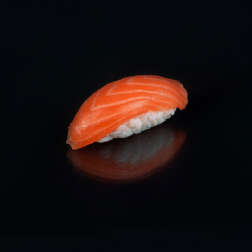 Суші лосось